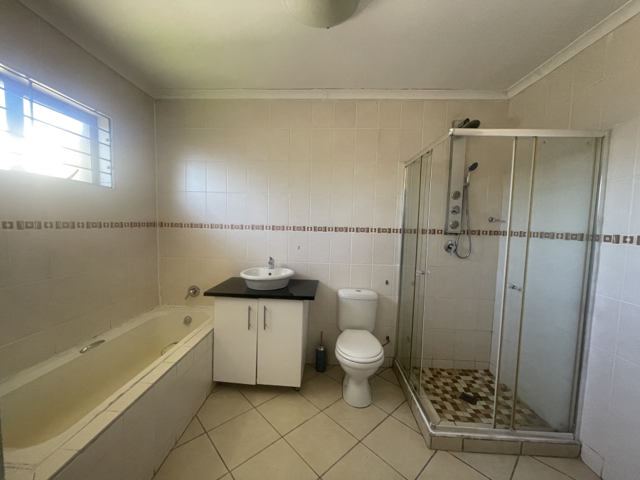 3 Bedroom Property for Sale in Greenfields Eastern Cape